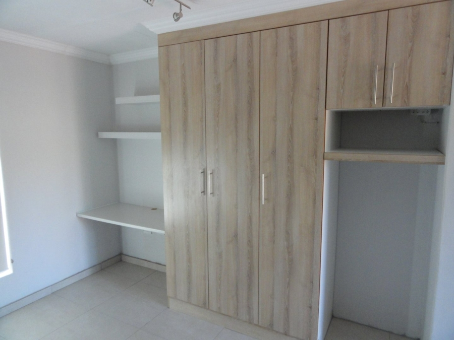 To Let 1 Bedroom Property for Rent in Die Bult North West